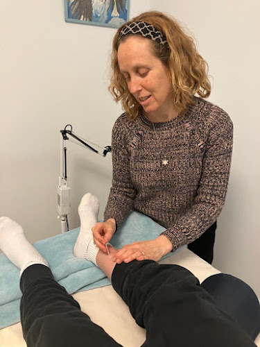 Opinii despre Adina Kletzel Chinese Medicine -- עדינה קלצל רפואה סינית în מודיעין מכבים רעות - חנות מזון אורגני