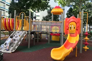 Blk 124 Geylang East Ave 1 - Playground image