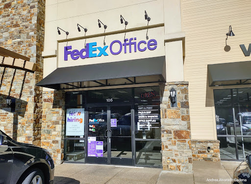 FedEx Office Print & Ship Center, 22000 Willamette Dr #105, West Linn, OR 97068, USA, 