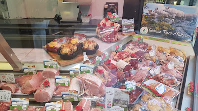 Boucherie des Ecoles. à Conflans-Sainte-Honorine