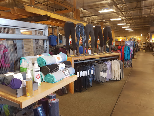 Camping Store «REI», reviews and photos, 2220 Village Walk Dr #150, Henderson, NV 89052, USA