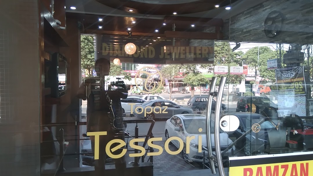 Topaz Tessori
