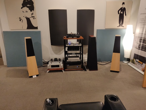 Home Audio Store «HiFi Buys», reviews and photos, 3157 Peachtree Rd NE, Atlanta, GA 30305, USA