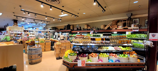 Grocery Store «Wynn’s Market», reviews and photos, 141 9th St N, Naples, FL 34102, USA