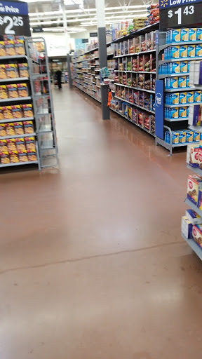 Department Store «Walmart Supercenter», reviews and photos, 970 Gehringer Dr, Fowlerville, MI 48836, USA