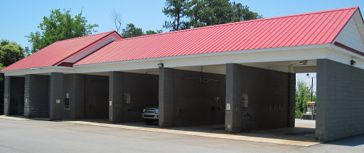 Community Car Wash en Anderson