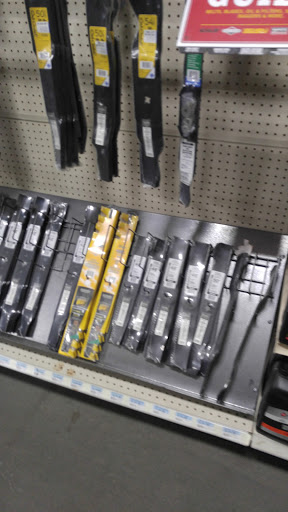 Home Improvement Store «Tractor Supply Co.», reviews and photos, 990 Tharp Rd, Yuba City, CA 95993, USA