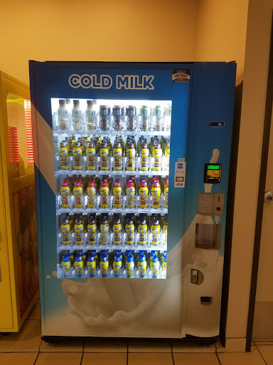 Shopping Mall «Lakewood Center», reviews and photos, 500 Lakewood Center Mall, Lakewood, CA 90712, USA