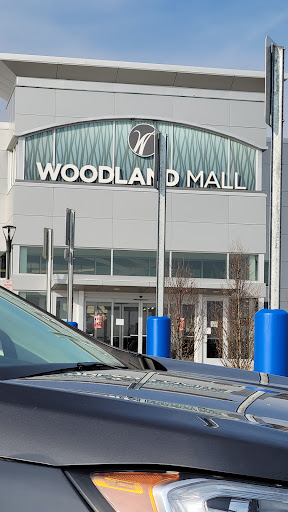Shopping Mall «Woodland Mall», reviews and photos, 3195 28th St SE, Grand Rapids, MI 49512, USA