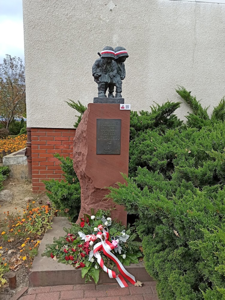 Pomnik Najmłodszym Żołnierzom Powstania Warszawskiego 1944