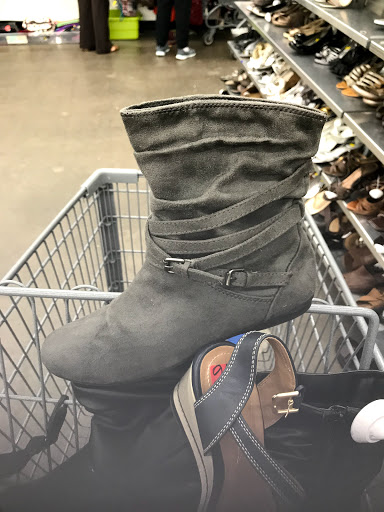 Thrift Store «Mile High Thrift Store», reviews and photos, 650 Malley Dr, Northglenn, CO 80233, USA