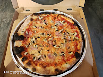 Photos du propriétaire du Pizzas à emporter Distributeur Pizza Oisans à Le Bourg-d'Oisans - n°2
