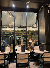 Atmosphère du Restaurant La Petite Louise à Paris - n°17
