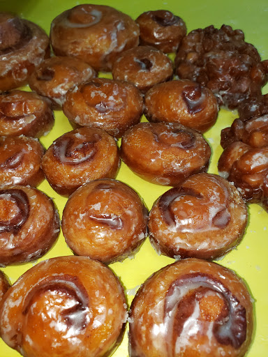 Donut Shop «Donut Palace», reviews and photos, 106 N Cedar Ridge Dr, Duncanville, TX 75116, USA