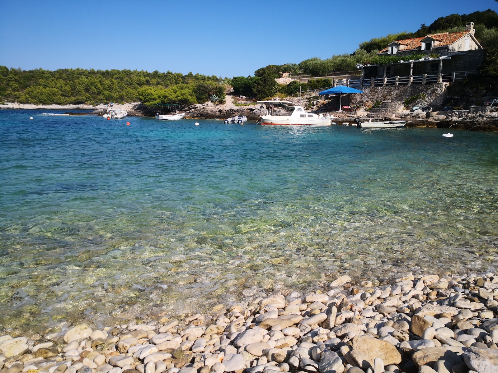 Ruda beach'in fotoğrafı biraz temiz temizlik seviyesi ile
