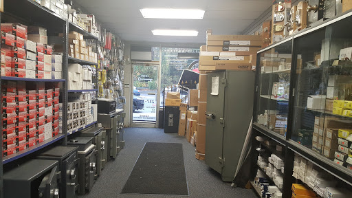 Safe & Vault Shop «Fleetwood Lock & Alarm Co», reviews and photos, 1085 Yonkers Ave, Yonkers, NY 10704, USA