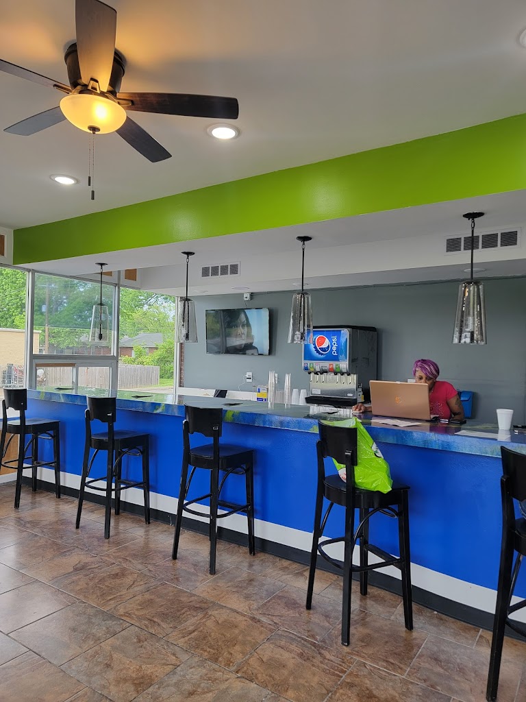 Gourmet Street Eatz 63136