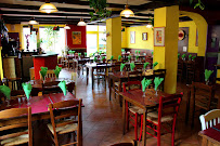 Atmosphère du Restaurant mexicain L'Hacienda à Décines-Charpieu - n°16