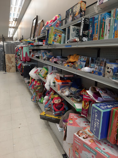 Thrift Store «Goodwill Aurora - Belleview», reviews and photos, 14400 E Belleview Ave, Aurora, CO 80015, USA