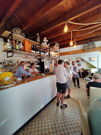 Atmosphère du Restaurant de fruits de mer Restaurant Chez Mimi à Audresselles - n°2