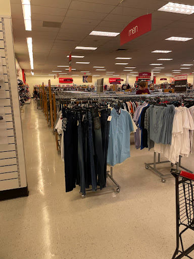 Department Store «T.J. Maxx», reviews and photos, 105 E Street Rd, Feasterville-Trevose, PA 19053, USA