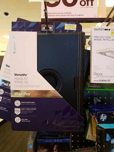 Department Store «Target», reviews and photos, 12471 Limonite Ave, Mira Loma, CA 91752, USA