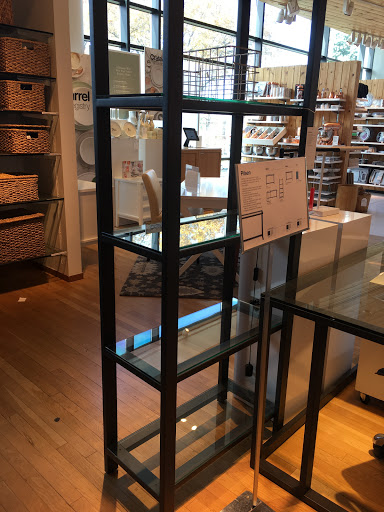 Furniture Store «Crate and Barrel», reviews and photos, 1950 Northern Blvd, Manhasset, NY 11030, USA
