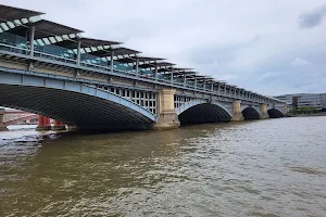 Blackfriars Bridge image