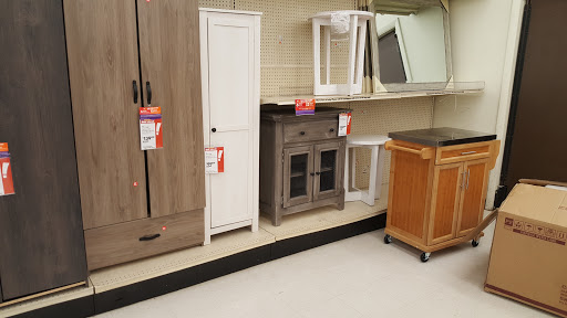 Discount Store «Big Lots», reviews and photos, 940 Silver Ln #3, East Hartford, CT 06118, USA