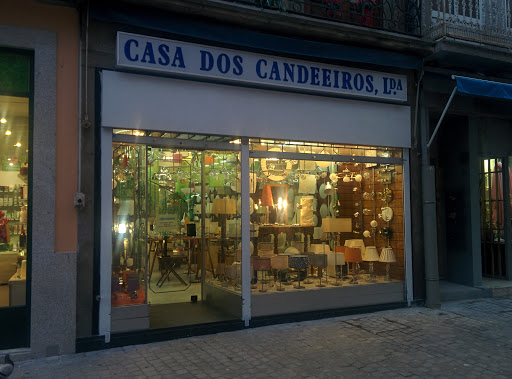 Casa Dos Candeeiros, Lda.