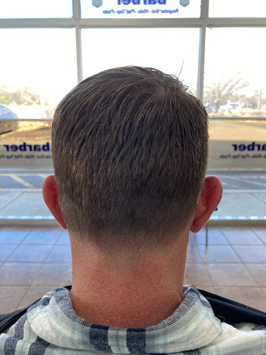 Barber Shop «17 Barber Shop», reviews and photos, 754 Warrenton Rd #101, Fredericksburg, VA 22406, USA