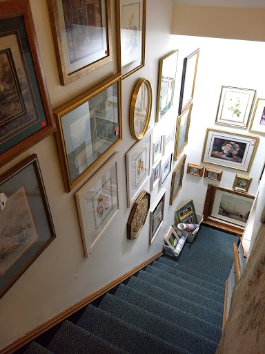 Thrift Store «New2you Thrift Store», reviews and photos, 206 William Howard Taft Rd #2, Cincinnati, OH 45219, USA