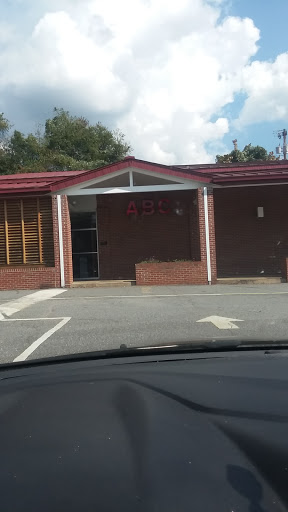 Liquor Store «ABC Store», reviews and photos, 30 E Sylva Shopping Center, Sylva, NC 28779, USA
