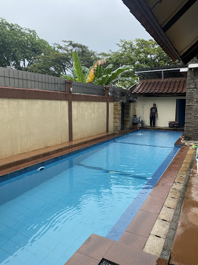 Kolam Berenang Khusus Wanita Angsana Swimming Pool