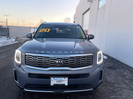 Car Dealer «Classic Toyota», reviews and photos, 515 N Green Bay Rd, Waukegan, IL 60085, USA