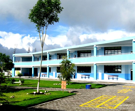 Opiniones de Unidad Educativa FAE N°5 en Latacunga - Escuela