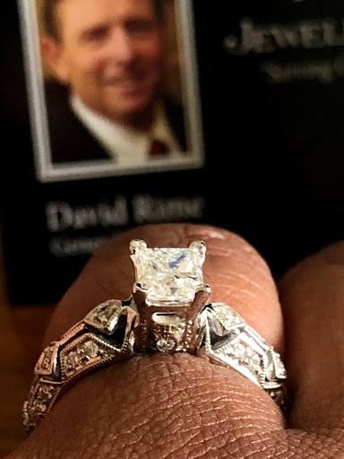 Jewelry Store «Anaheim Hills Jewelry & Coin», reviews and photos, 5562 E Santa Ana Canyon Rd, Anaheim, CA 92807, USA