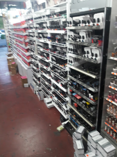 Cosmetics Store «Hollywood Beauty Supply», reviews and photos, 2050 N Alma School Rd, Chandler, AZ 85224, USA
