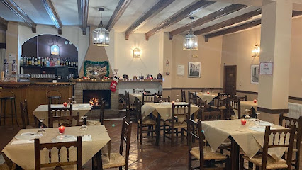 Restaurante Casa las piedras - Calle las Piedras, 32, C. las Piedras, 17, 11610 Grazalema, Cádiz, Spain