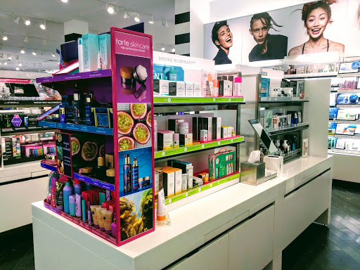 Cosmetics Store «SEPHORA», reviews and photos, 876 Briarwood Cir, Ann Arbor, MI 48108, USA