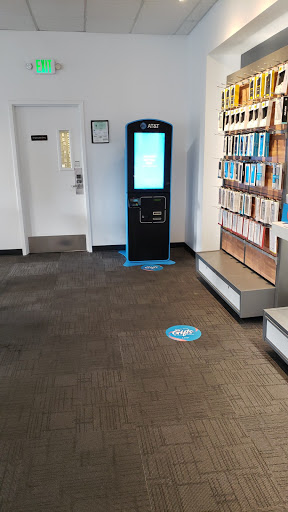 Cell Phone Store «AT&T», reviews and photos, 3737 Pacific Coast Hwy, Torrance, CA 90505, USA