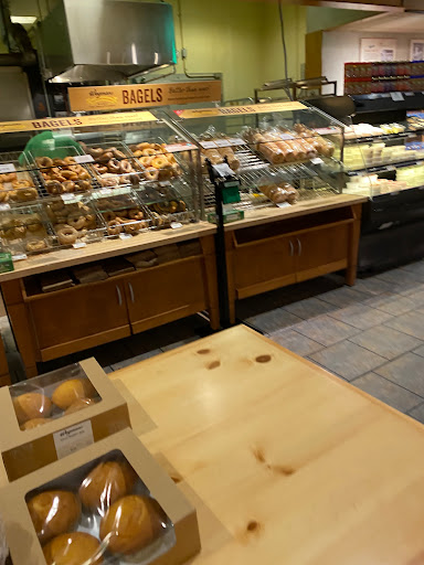 Supermarket «Wegmans», reviews and photos, 5000 Wegmans Dr, Bethlehem, PA 18017, USA