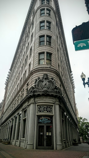 Wine Bar «Downtown Wine Merchants», reviews and photos, 102 Frank H Ogawa Plaza, Oakland, CA 94612, USA