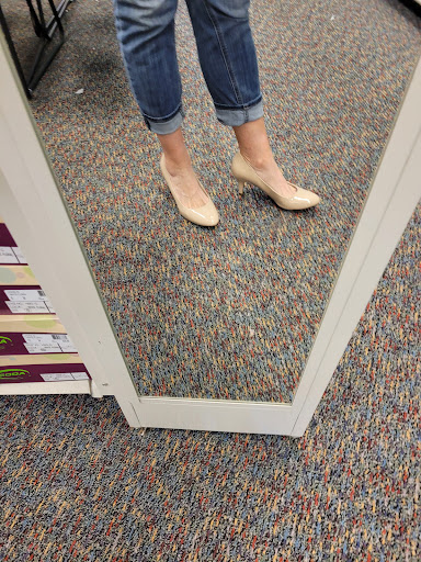 Shoe Store «Shoe Carnival», reviews and photos, 6524 Garth Rd, Baytown, TX 77521, USA