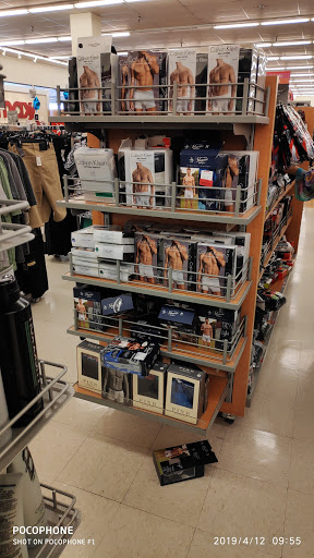 Department Store «T.J. Maxx», reviews and photos, 7555 W Hillsborough Ave, Tampa, FL 33615, USA