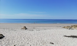 Plage de Kersidan'in fotoğrafı uzun koy ile birlikte