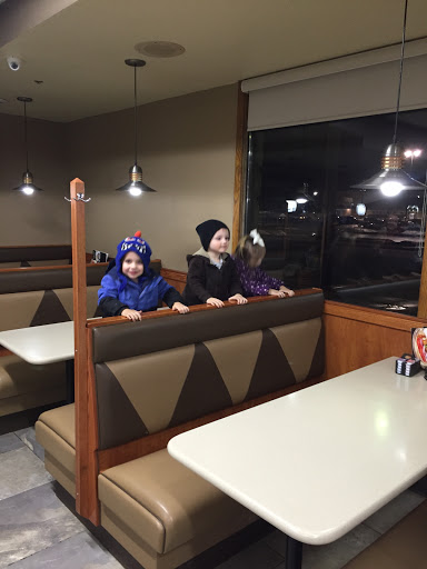 Restaurant «Leos Coney Island Davison», reviews and photos, 625 N State Rd, Davison, MI 48423, USA