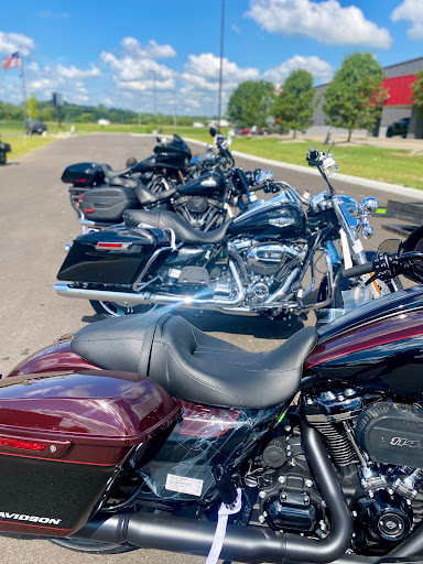 Harley-Davidson Dealer «Queen City Harley-Davidson», reviews and photos, 5960 Dixie Hwy, Fairfield, OH 45014, USA