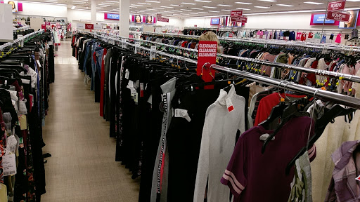 Clothing Store «Burlington Coat Factory», reviews and photos, 400 Lowell Ave #1, Haverhill, MA 01832, USA