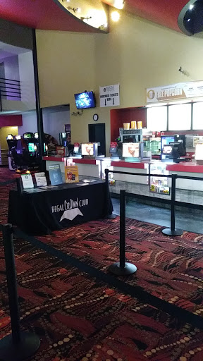 Movie Theater «Regal Cinemas Vancouver Plaza», reviews and photos, 7800 NE 4th Plain Rd, Vancouver, WA 98662, USA